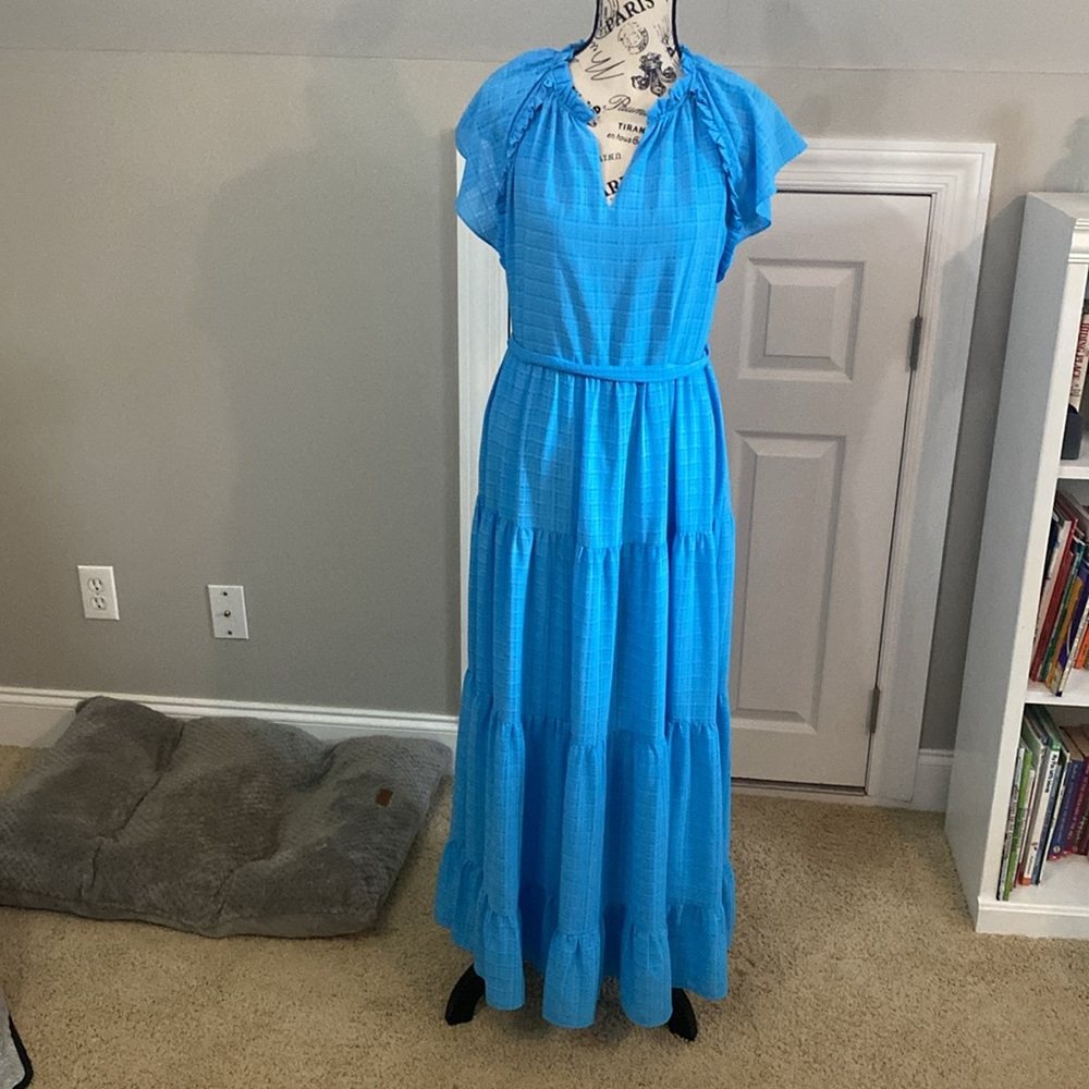 Beautiful long blue tiered dress. Size small, only worn once (pictured).